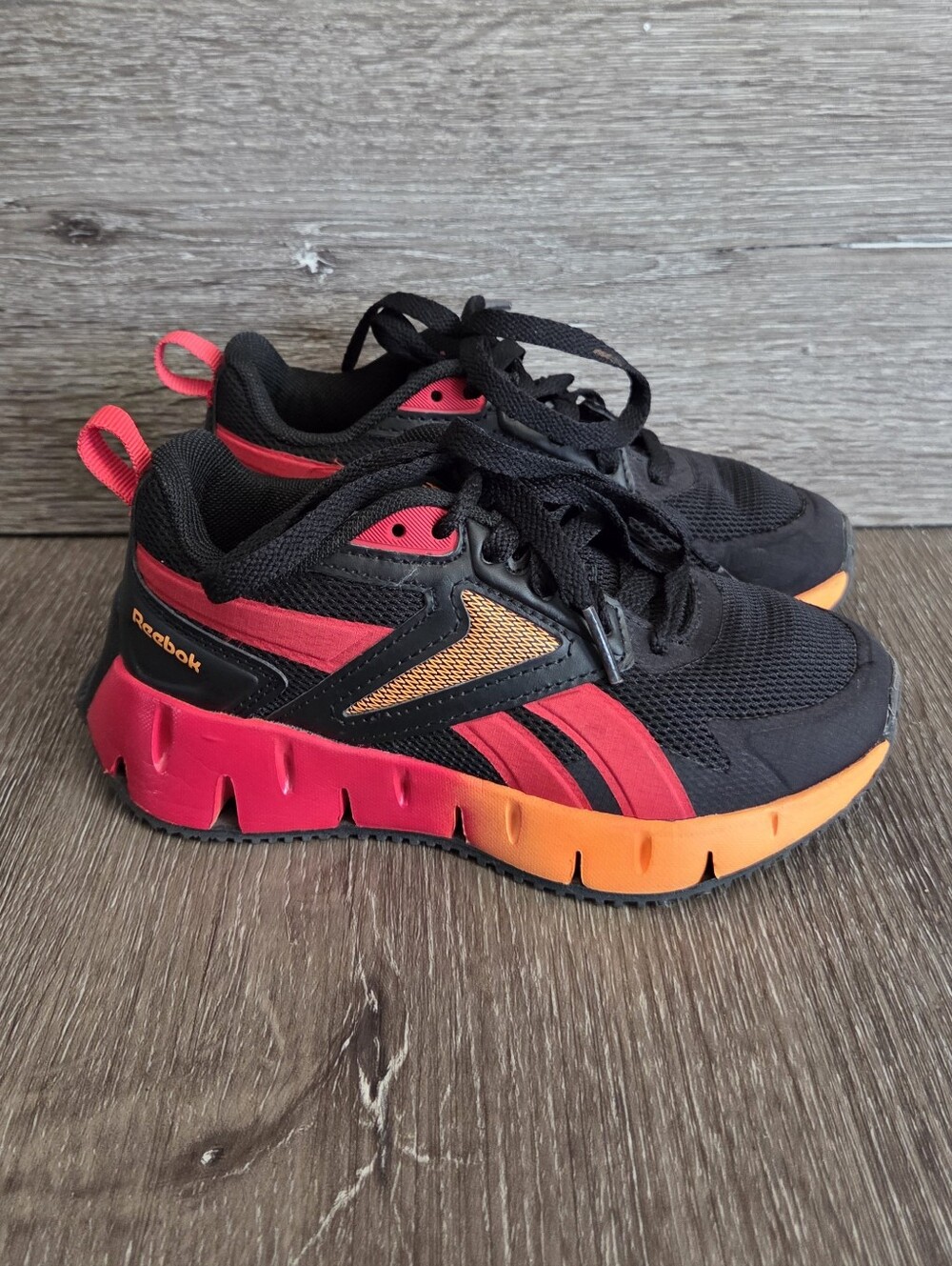 Reebok Zig Dynamica Athletic Sneakers – Black/Red/Orange – Size 12